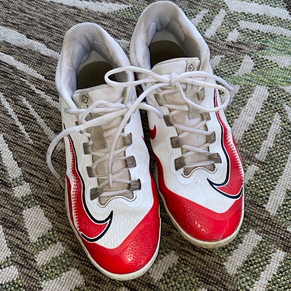 Used Nike basketball cleats